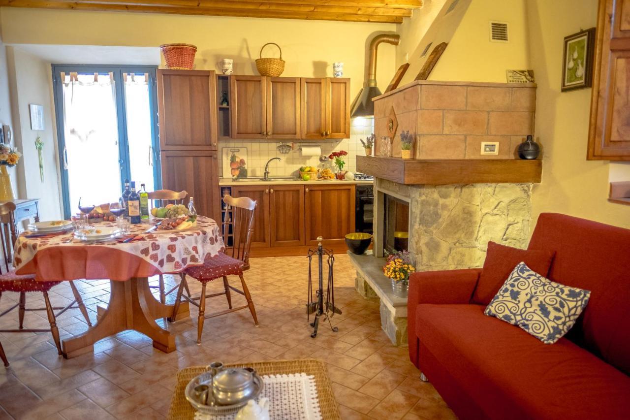 Casa Al Bosco ξενώνας SantʼEllero Εξωτερικό φωτογραφία